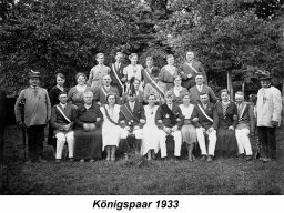 1933