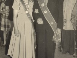 1957